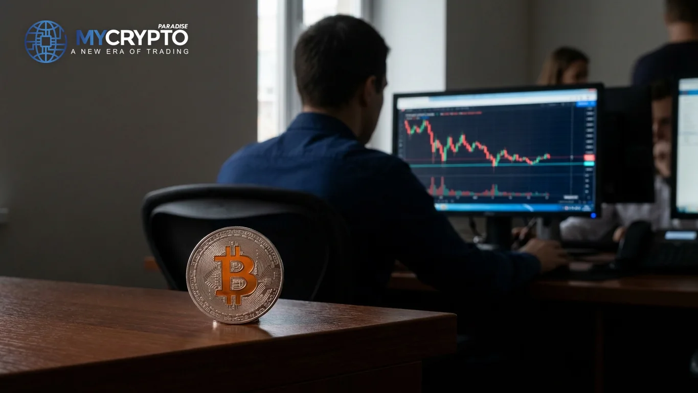 Smart money defends Bitcoin support while retail panics
