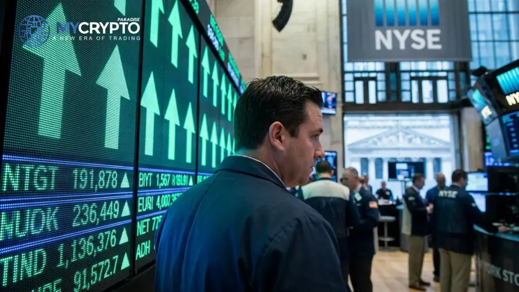 US stocks close the week higher as S&P 500 sets a record