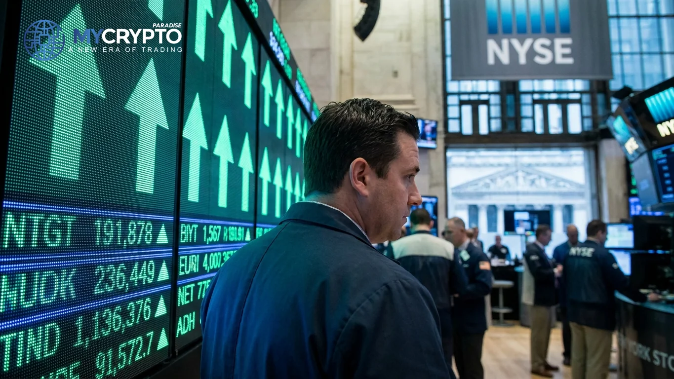 US stocks close the week higher as S&P 500 sets a record